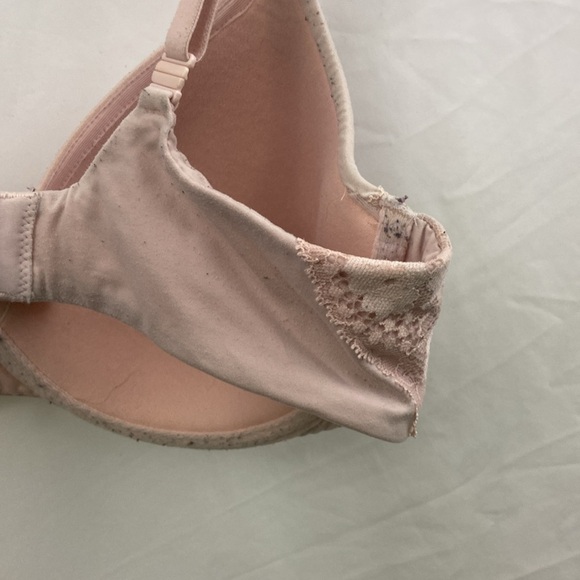 Body By Victoria’s Secret 34D Bra Lined Perfect Coverage Light Pink Lace - Picture 9 of 15